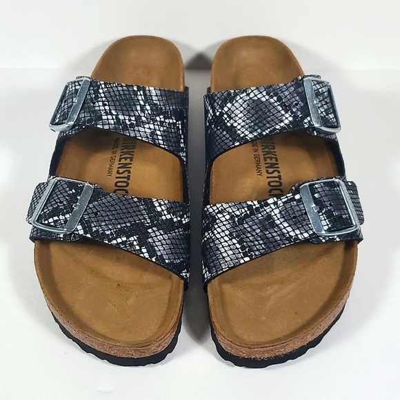 Birkenstock Shoes - NWOT Birkenstock two strap sandals